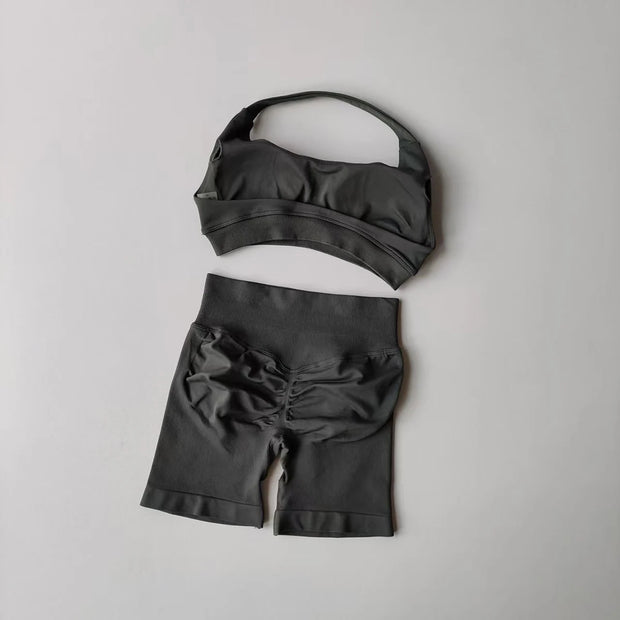 2 Pieces Yoga Suit for Women Seamless Fitness Gym Clothes Halter Sports Bra Matching Impact Shorts Workout Sets Gym Outfit